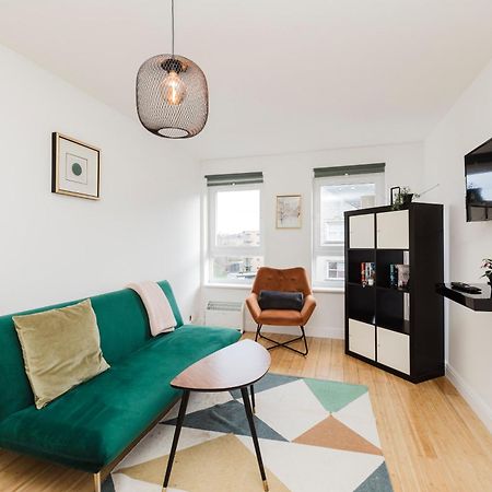 Apartmán Joivy Welcoming Flat Near Park EDI Exteriér fotografie